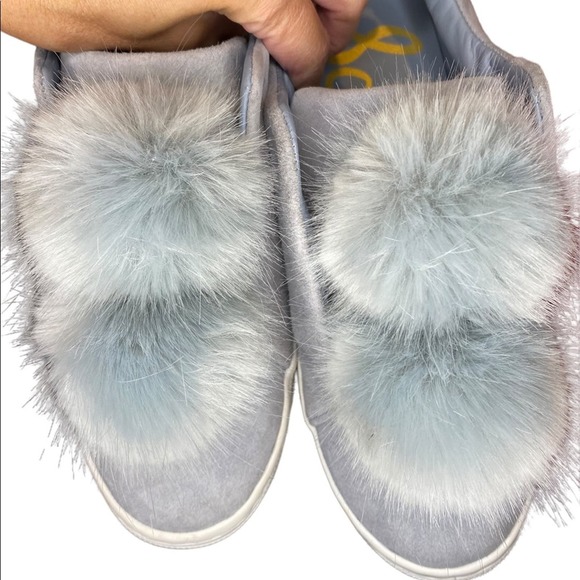 Sam Edelman Powder Blue Suede Pom Pom Sneakers Size 8.5 - Picture 8 of 11